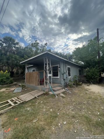301 Bargas Street San Antonio TX 78210