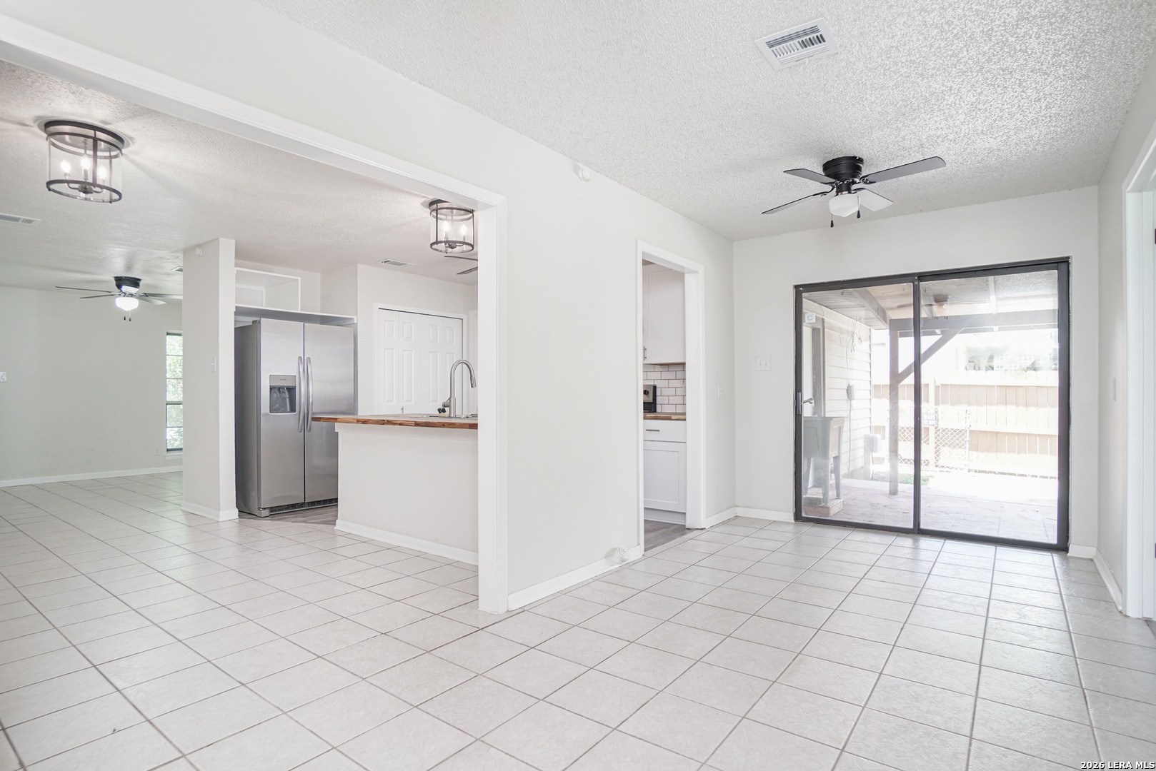 221 Meadow Lane Schertz TX 78154