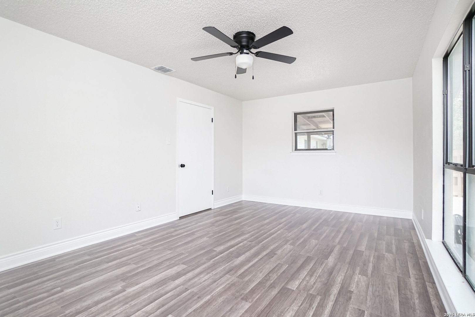 221 Meadow Lane Schertz TX 78154