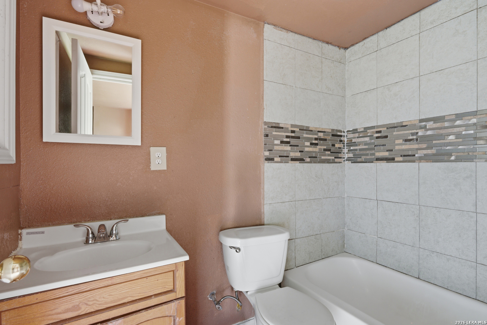 606 Viewpoint Drive Poteet TX 78065