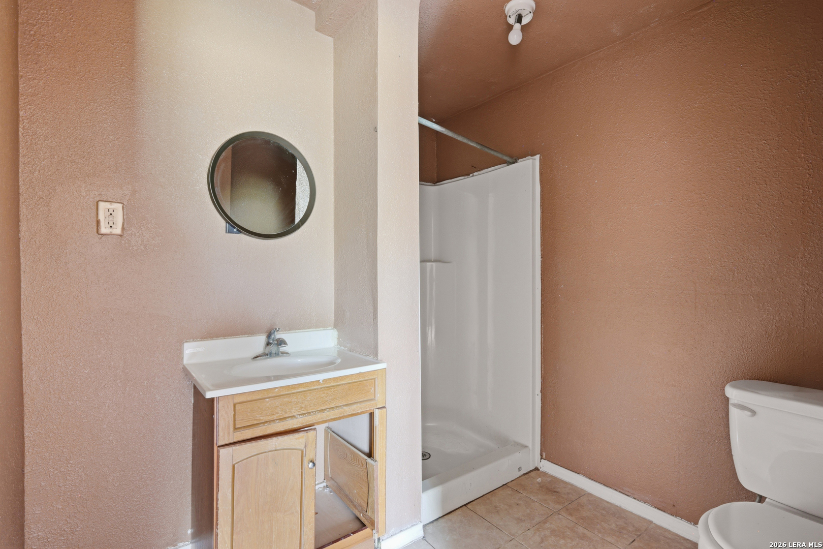 606 Viewpoint Drive Poteet TX 78065