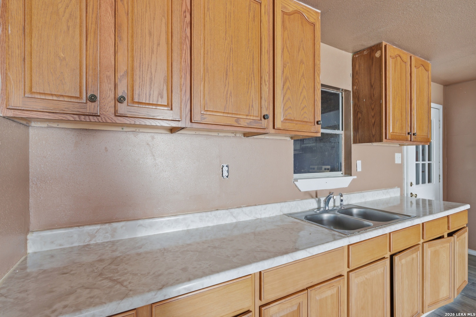 606 Viewpoint Drive Poteet TX 78065
