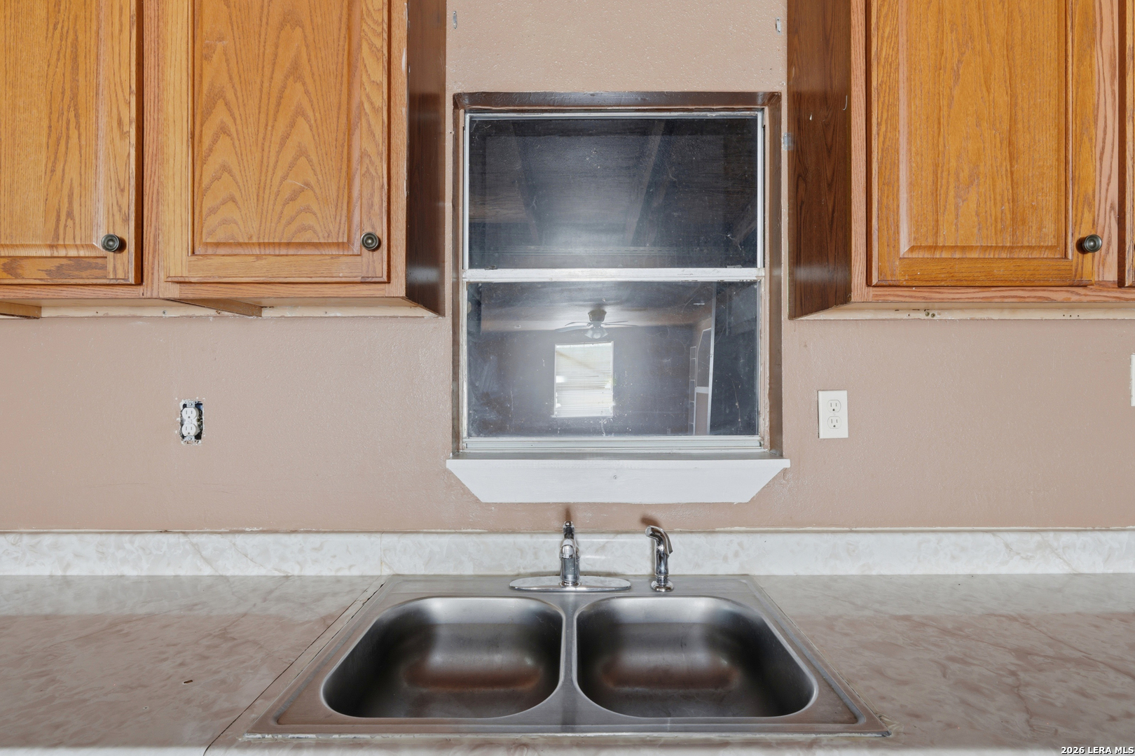 606 Viewpoint Drive Poteet TX 78065
