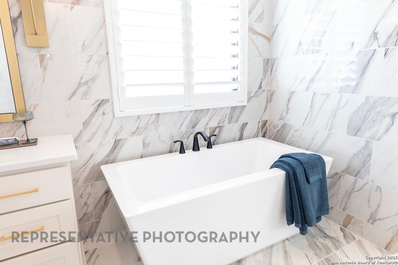 117 Barton Creek Boerne TX 78006