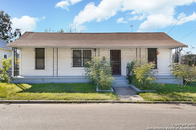 1022 W Poplar Street San Antonio TX 78212