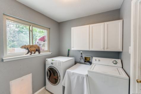 211 Forrest Trail Universal City TX 78148