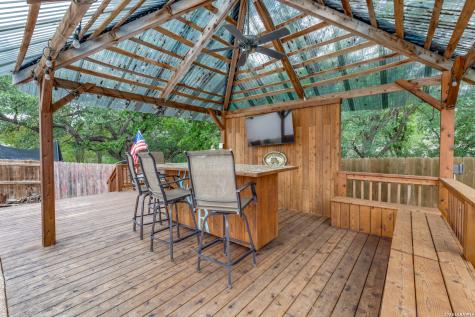 211 Forrest Trail Universal City TX 78148