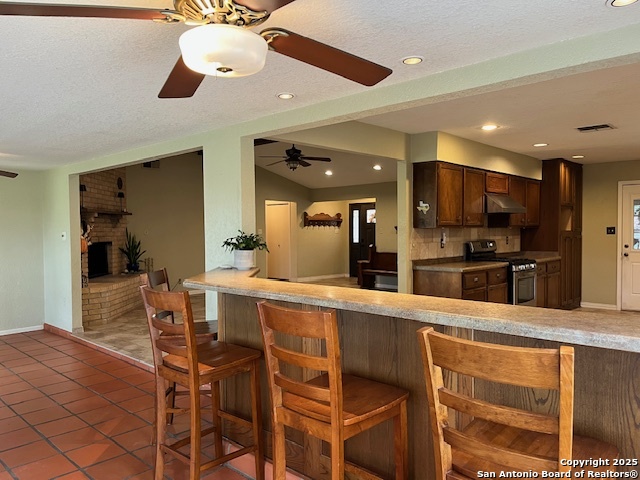 1216 Mockingbird Pleasanton TX 78064