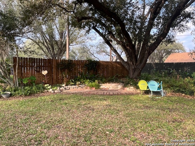 1216 Mockingbird Pleasanton TX 78064