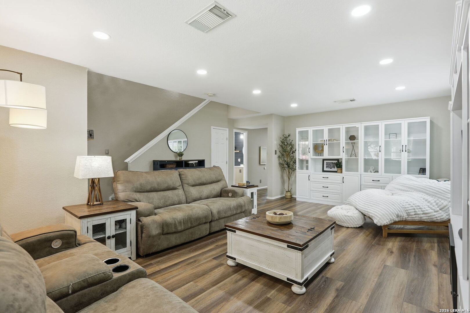 9023 Camino Rey San Antonio TX 78245