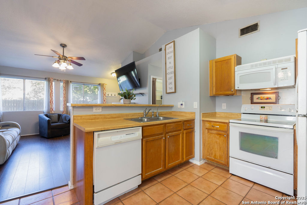 3219 Stoney Square San Antonio TX 78247