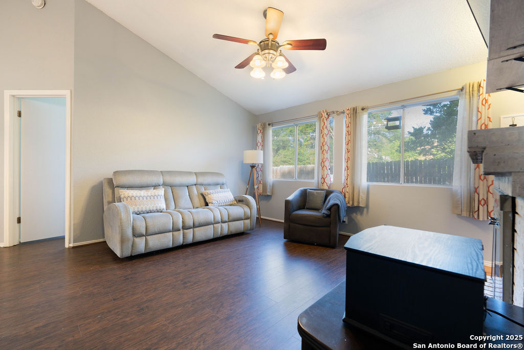 3219 Stoney Square San Antonio TX 78247
