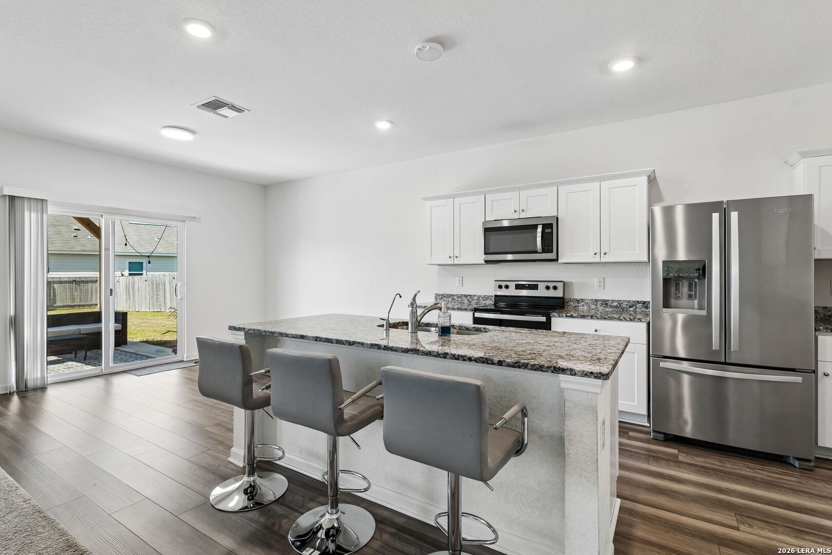 8614 Olive Bluff Converse TX 78109