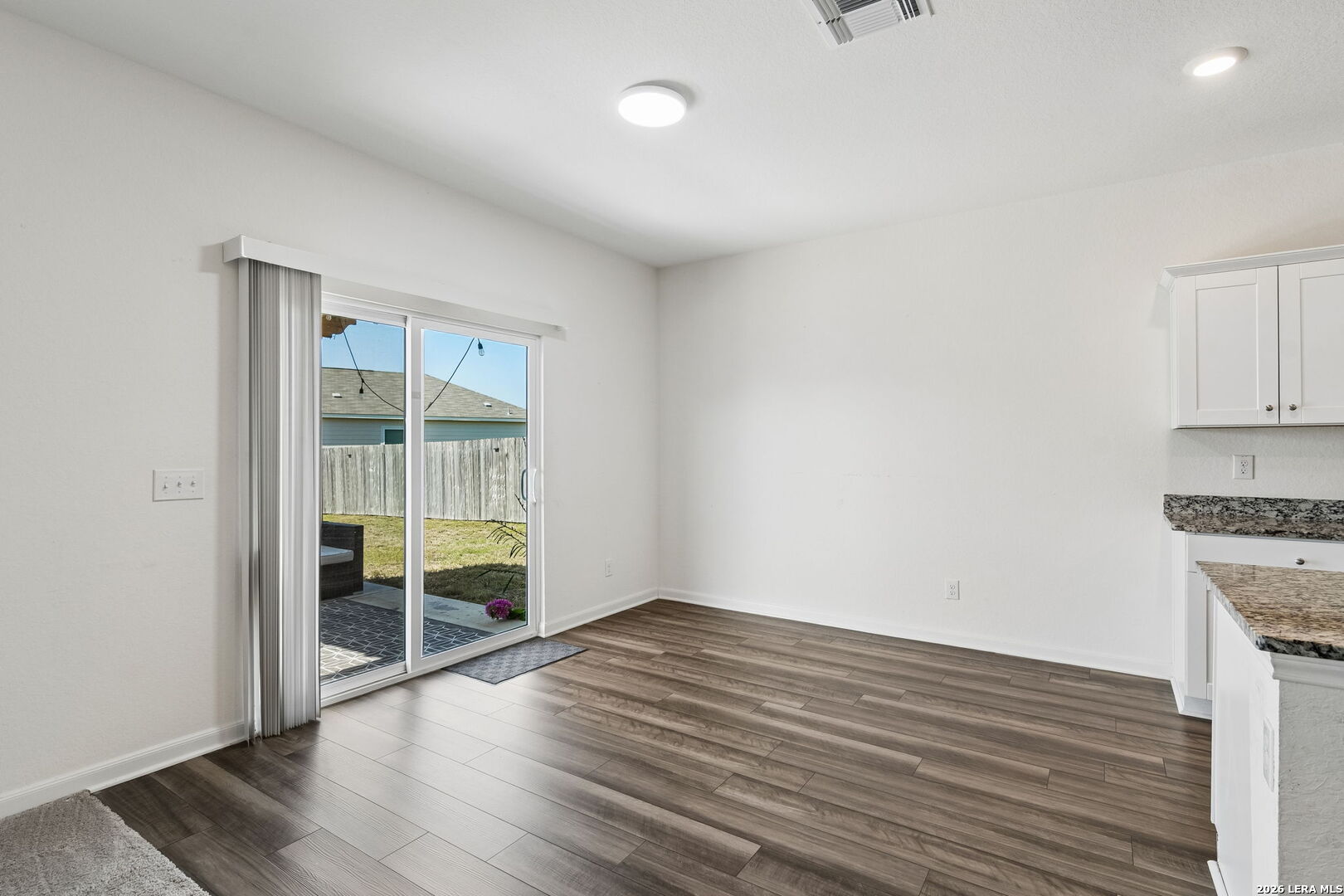 8614 Olive Bluff Converse TX 78109
