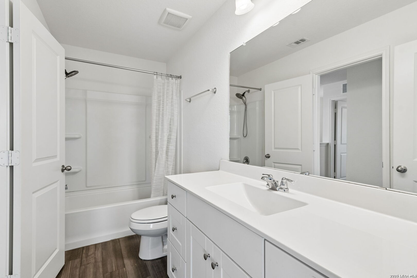 8614 Olive Bluff Converse TX 78109