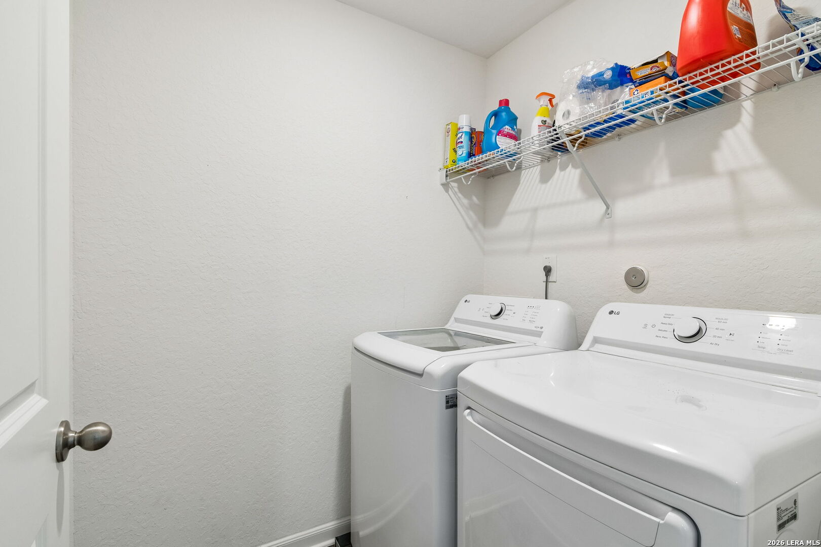 8614 Olive Bluff Converse TX 78109