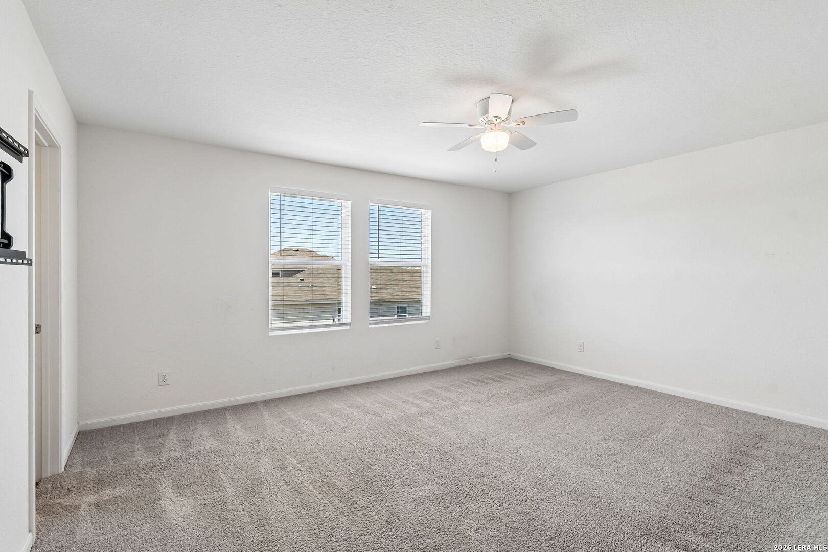 8614 Olive Bluff Converse TX 78109