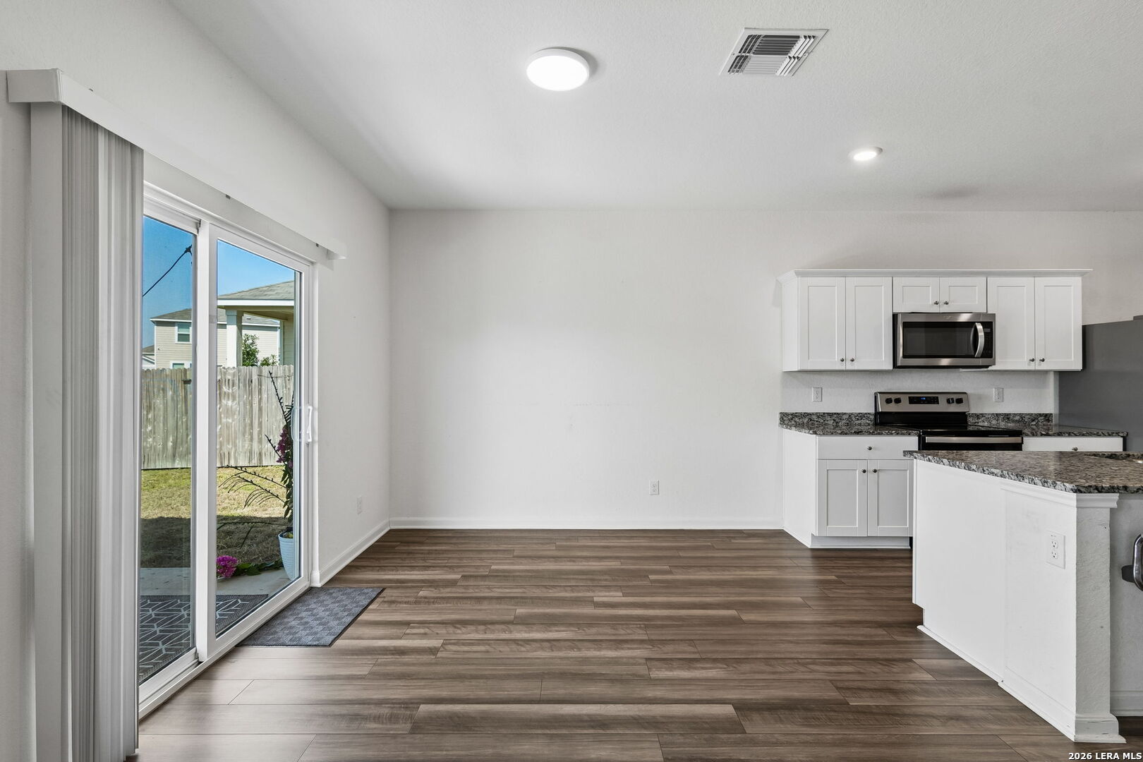 8614 Olive Bluff Converse TX 78109