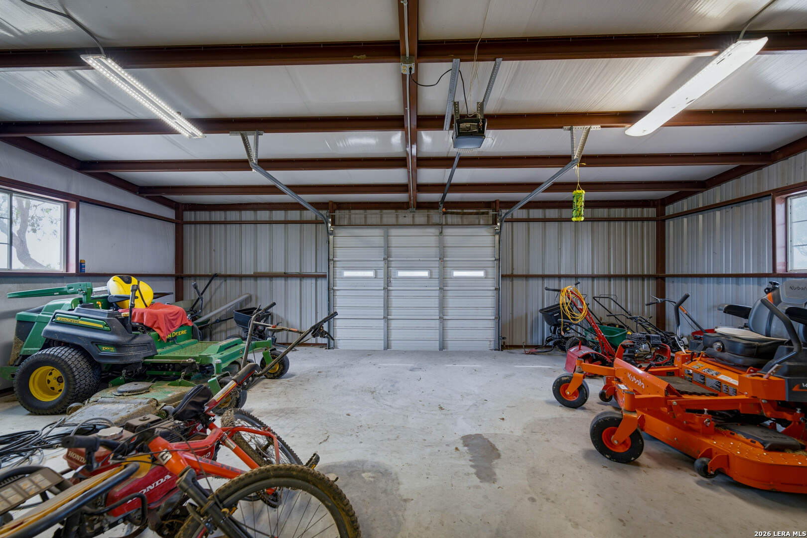 1958 County Road 237 Falls City TX 78113