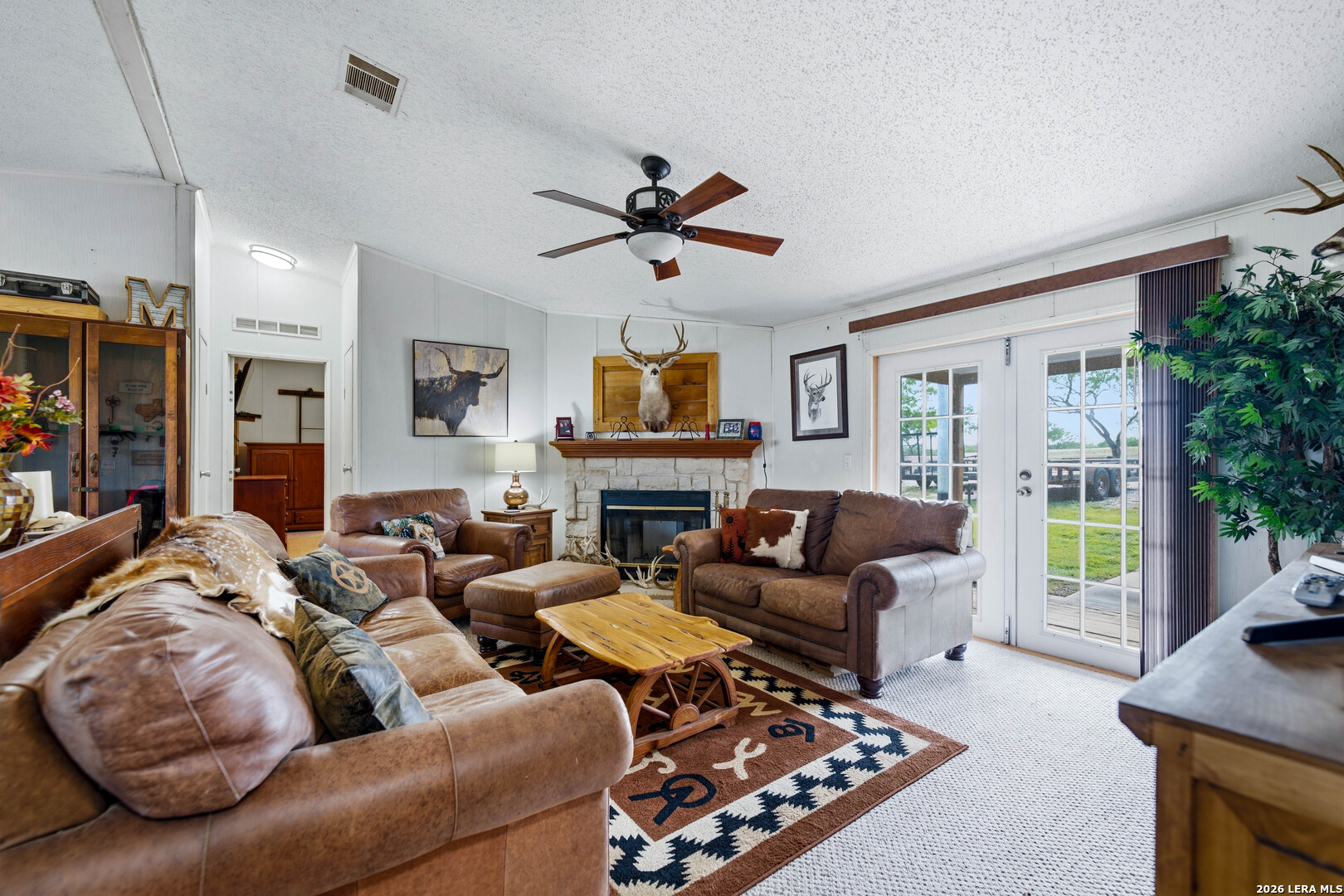 1958 County Road 237 Falls City TX 78113