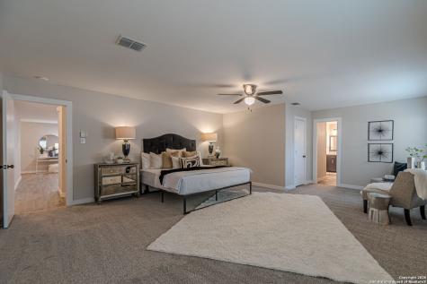 1947 Queen Victoria New Braunfels TX 78130