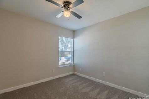 1947 Queen Victoria New Braunfels TX 78130