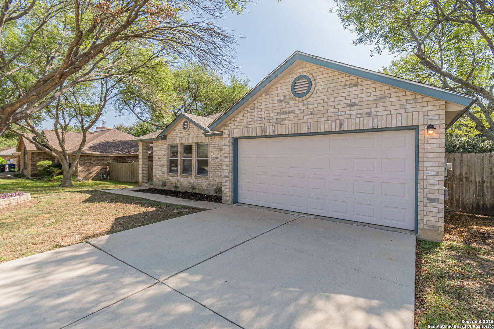 1947 Queen Victoria New Braunfels TX 78130