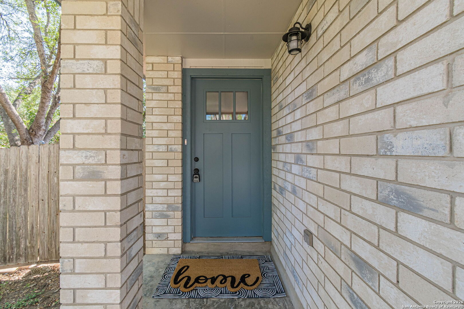 1947 Queen Victoria New Braunfels TX 78130