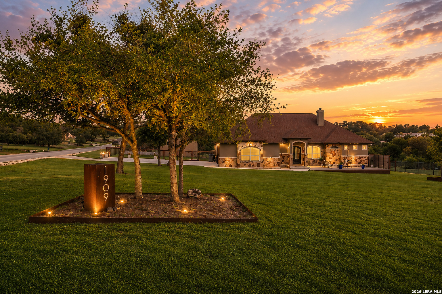 1909 Hunters Cove New Braunfels TX 78132
