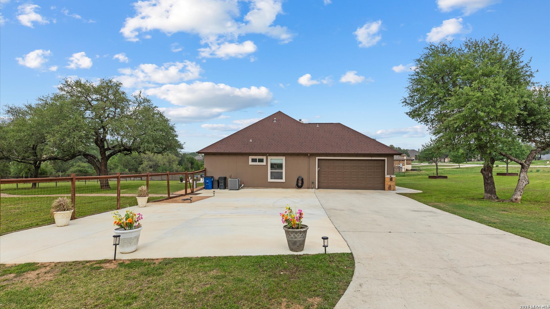 1909 Hunters Cove New Braunfels TX 78132