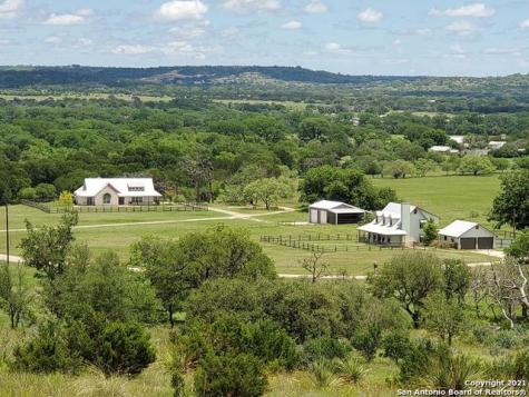 900 Pass Creek Road Kerrville TX 78028