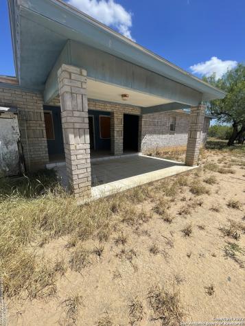 544 Scott Street Asherton TX 78827