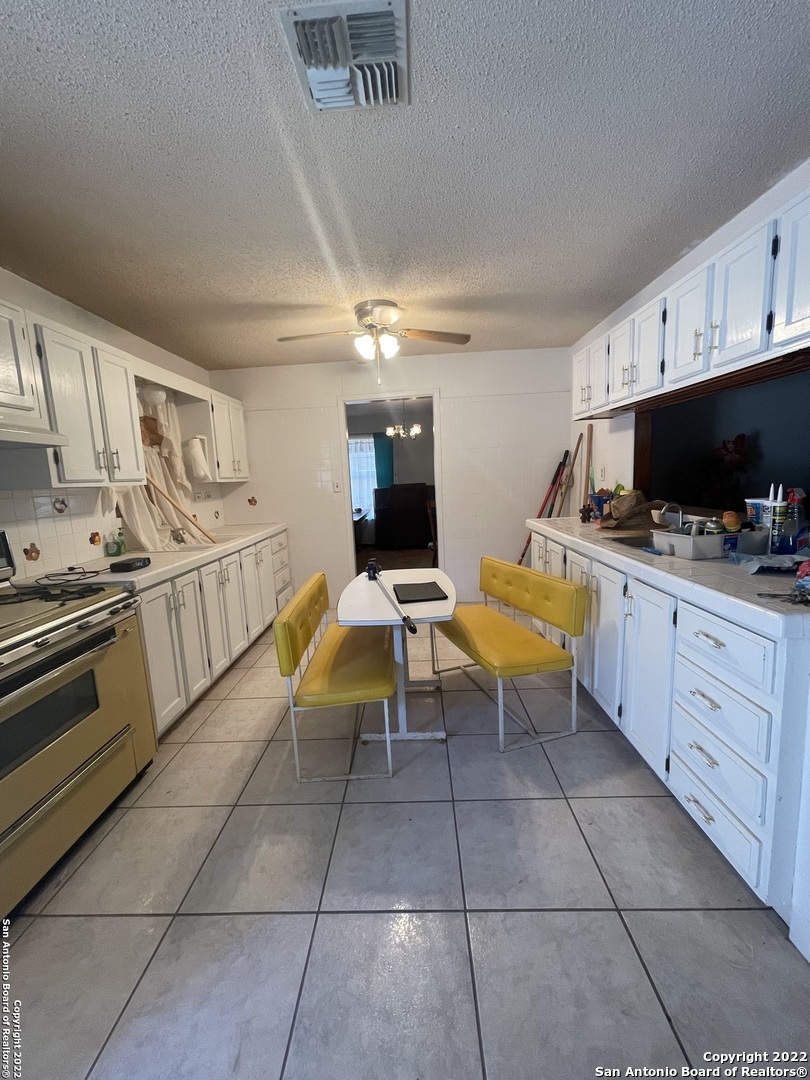 544 Scott Street Asherton TX 78827