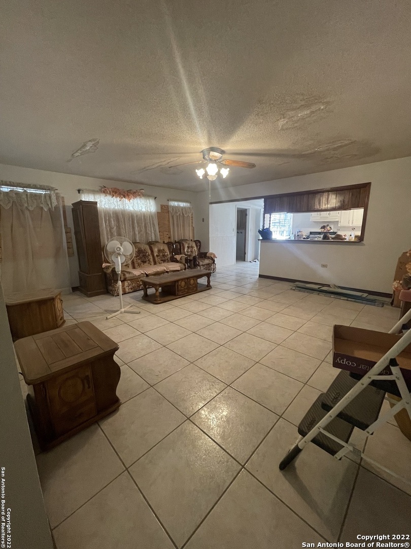 544 Scott Street Asherton TX 78827