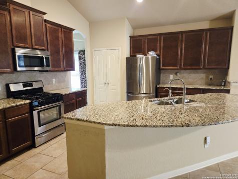 2738 Cinnamon Teal New Braunfels TX 78130