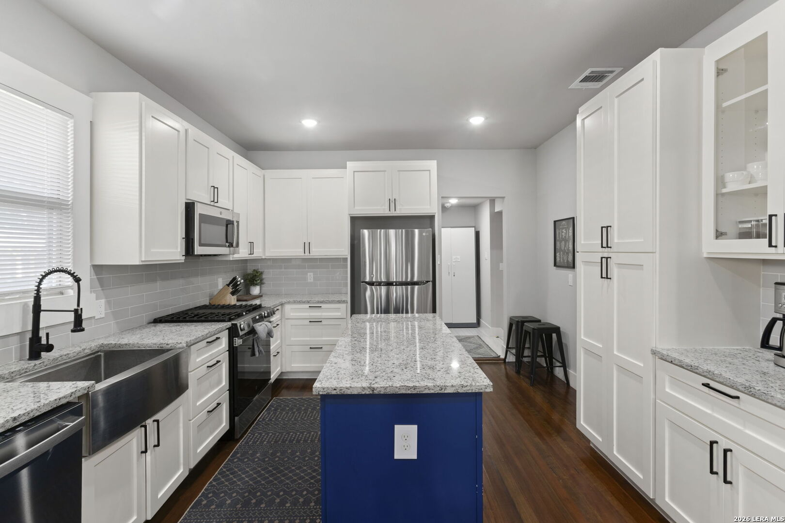 1917 W Huisache Avenue San Antonio TX 78201