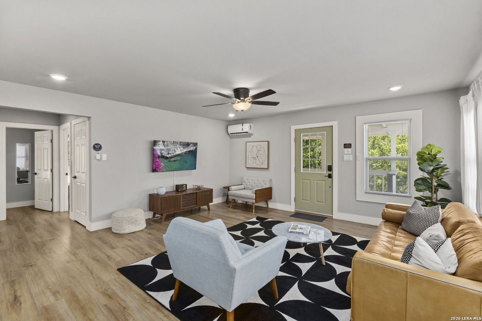 1917 W Huisache Avenue San Antonio TX 78201
