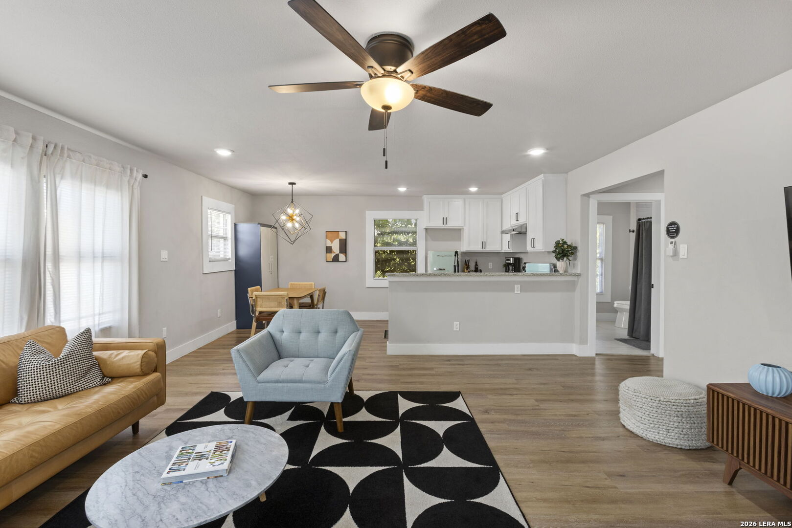 1917 W Huisache Avenue San Antonio TX 78201