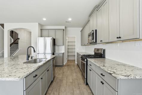 13926 Westbury Falls San Antonio TX 78253