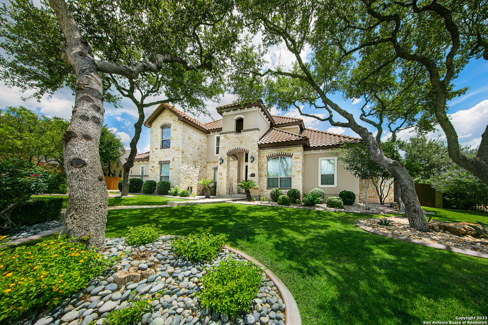 210 Persimmon Pond Shavano Park TX 78231