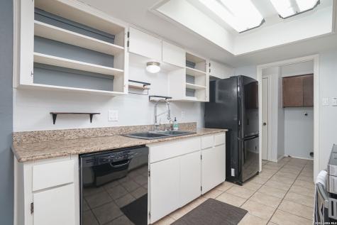 2822 Burning Trail Street San Antonio TX 78247