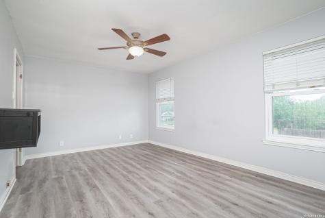 2822 Burning Trail Street San Antonio TX 78247