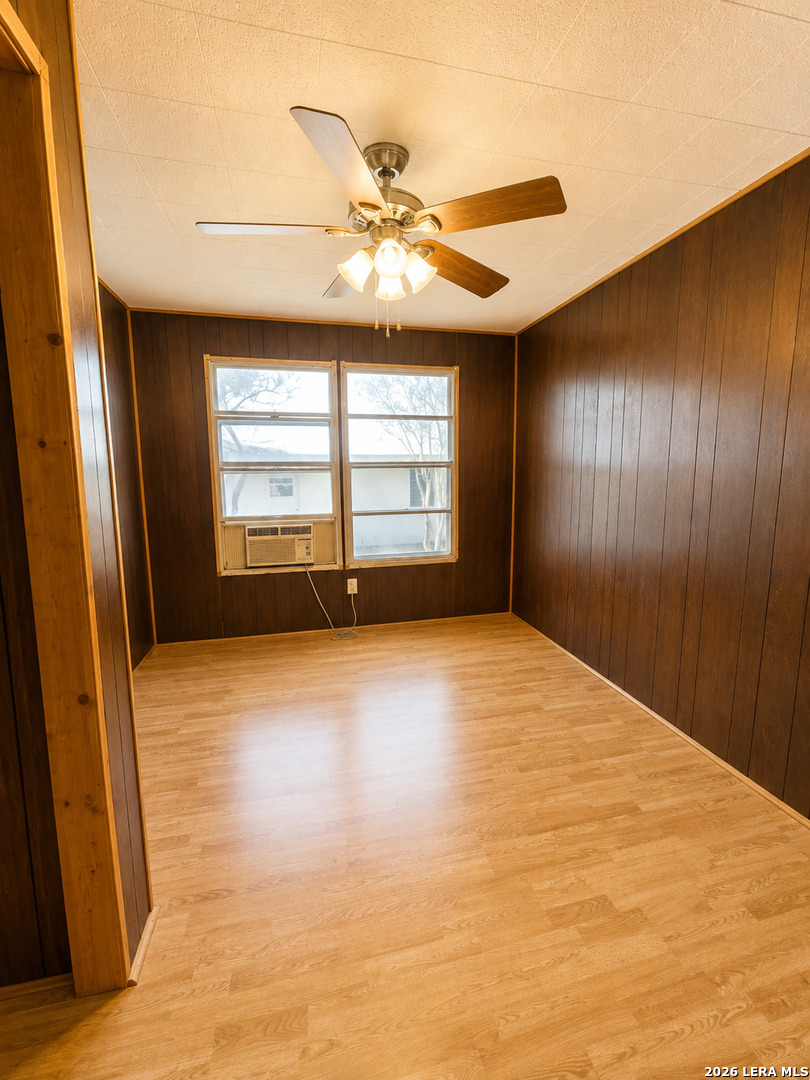 305 Waltom Avenue Jourdanton TX 78026