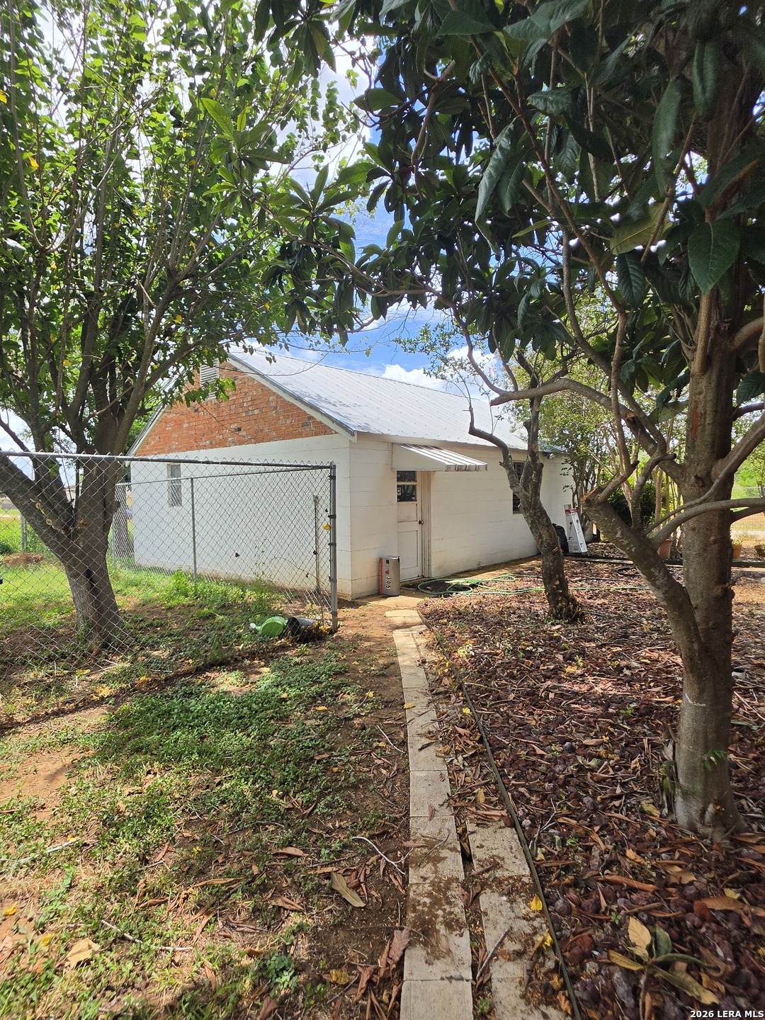 305 Waltom Avenue Jourdanton TX 78026