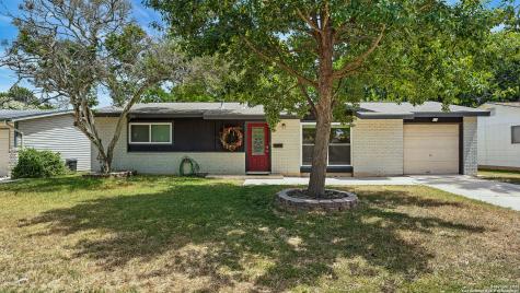 1028 Curtiss Avenue Schertz TX 78154