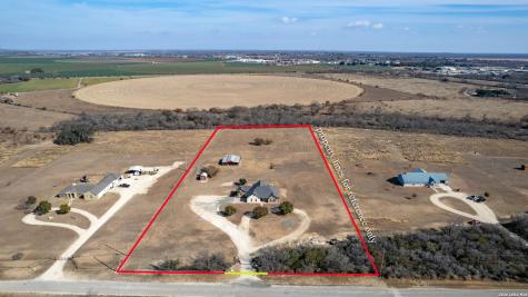 8 Valley View Uvalde TX 78801