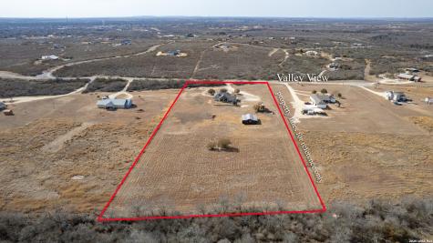 8 Valley View Uvalde TX 78801