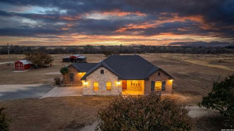 8 Valley View Uvalde TX 78801