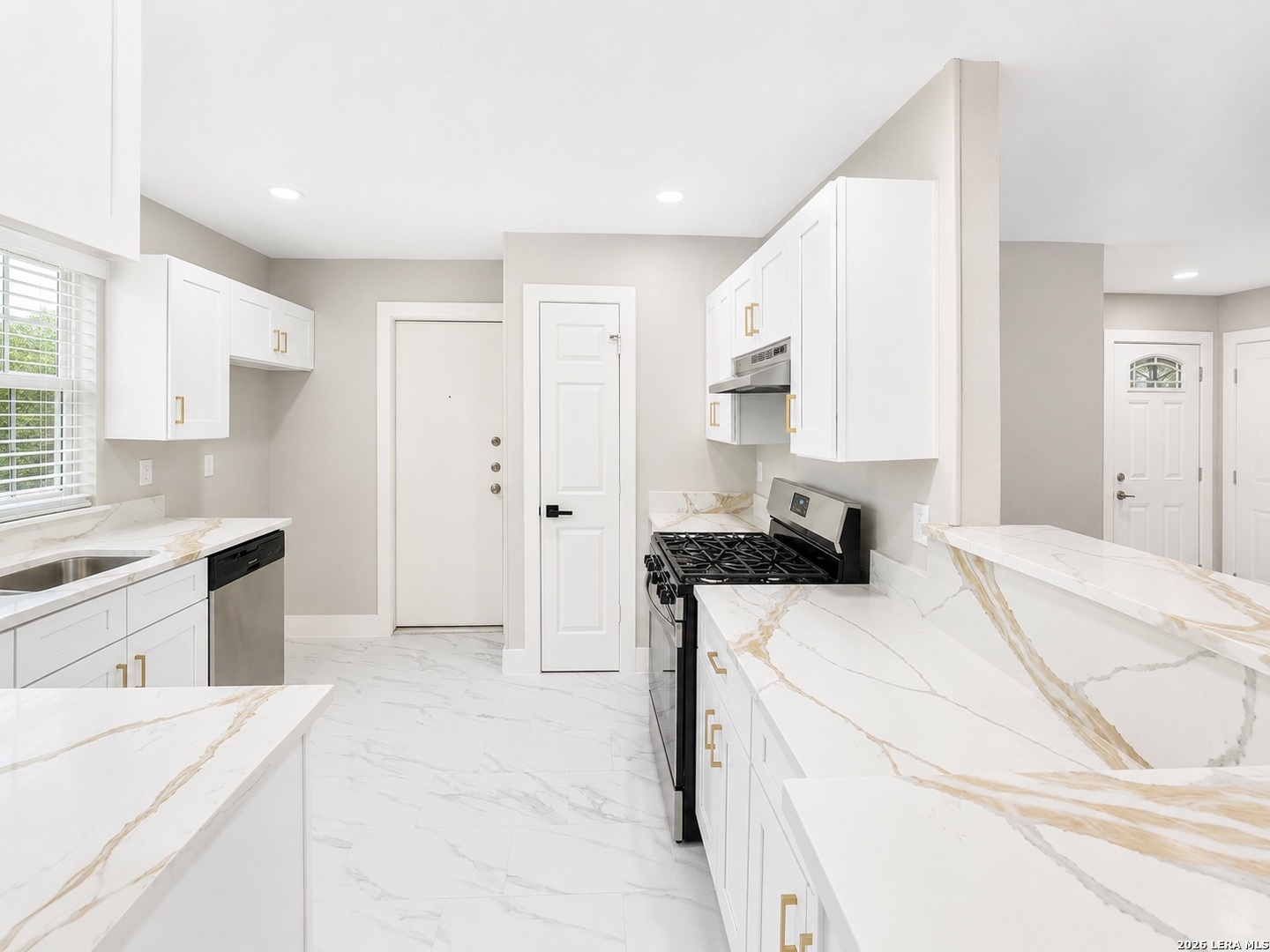 6709 Park Haven San Antonio TX 78244