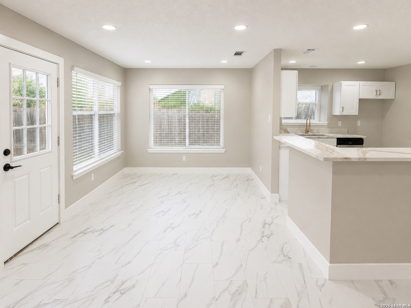 6709 Park Haven San Antonio TX 78244